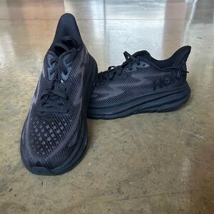 Hoka Clifton 9, size 7
